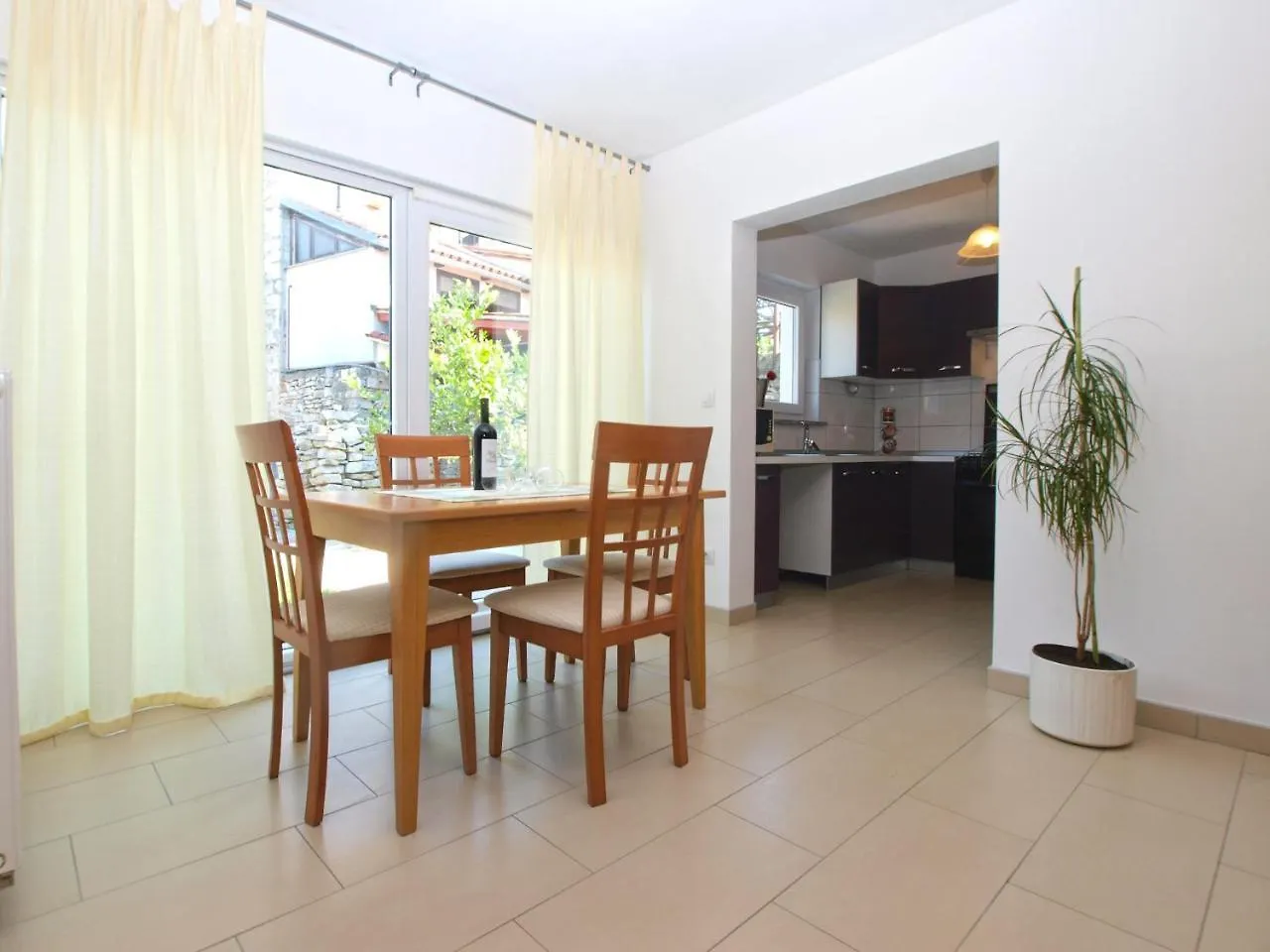 Дом отдыха Вилла House Peroj 1765